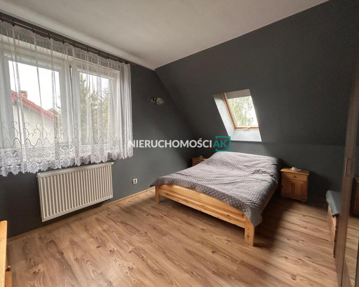 Dom Sprzedaż Dachowa Cisowa